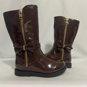 Dream Paris Toddler Mid Calf Patent Leather Boots Sz 8T
Burgundy color